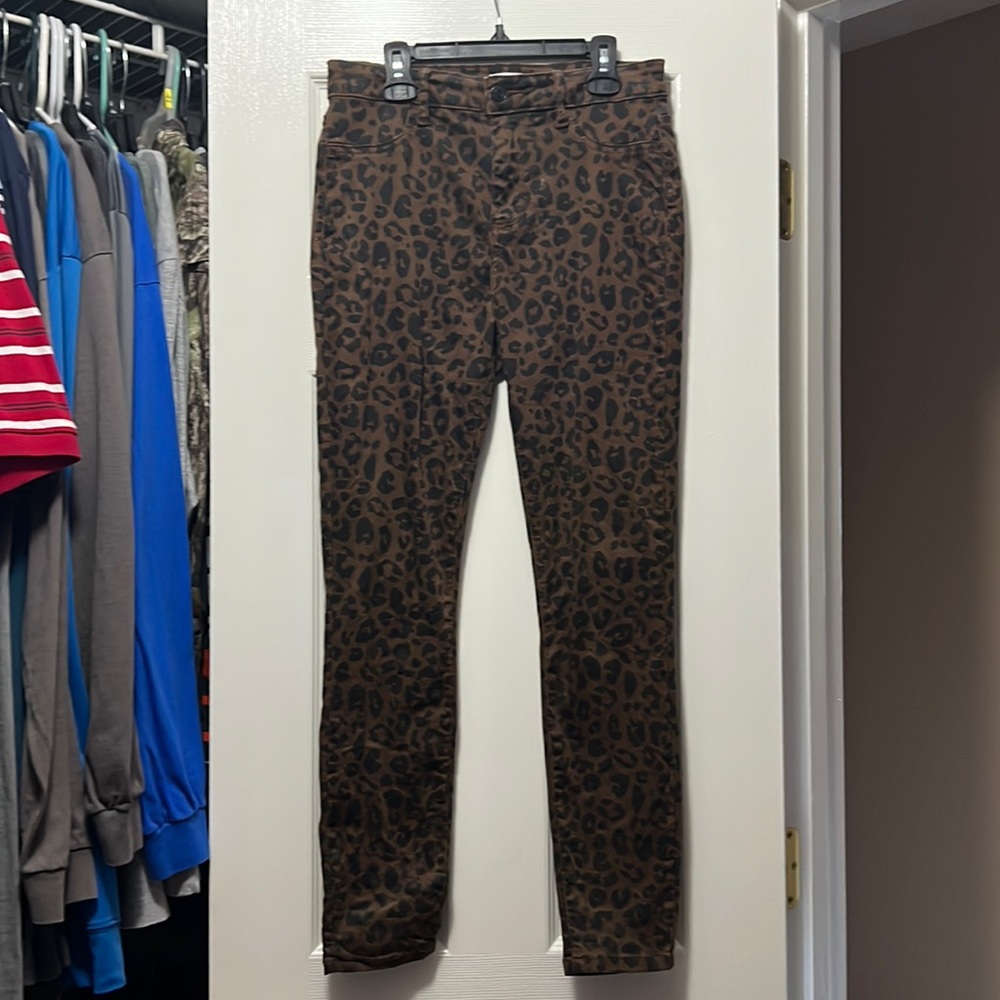 Cello Ankle Jeans. Size 5.